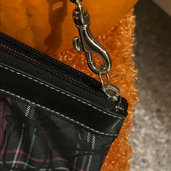 Coach Black Multicolor Plaid Wristlet 6 Inches wide 4 inches long - Picture 6 of 10